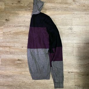 Calvin Klein NWOT medium gray, black, & purple turtleneck sweater